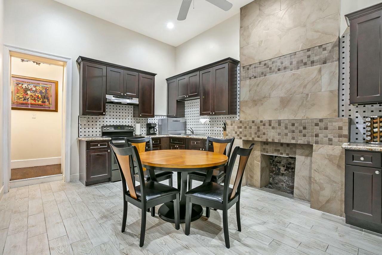 Elegant 4Br Condo In Downtown New Orleans Exterior photo