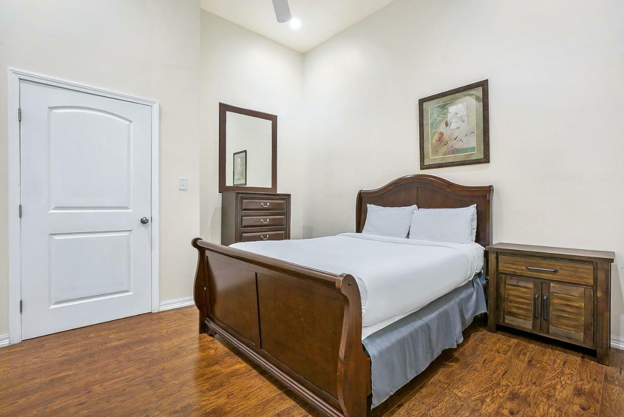 Elegant 4Br Condo In Downtown New Orleans Exterior photo
